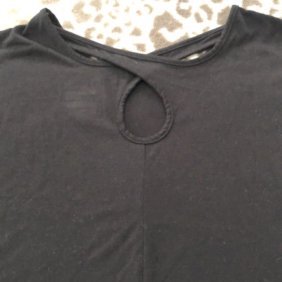 Old Navy Girls Active Go Dry Cutout Tee in Black Size XL 14 - Picture 13 of 15